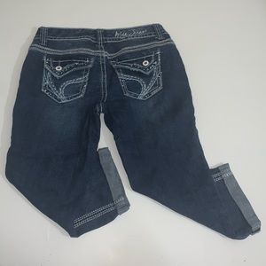 💠 Studded Jean Capris